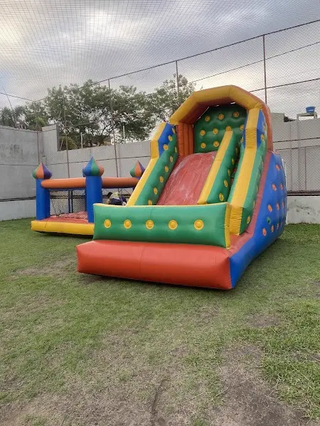 Aluguel de Futebol de Sabão, Brinquedos e Infláveis - Anunciante do Grude.digital