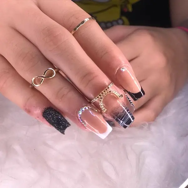 Studio Vanuza Silva - Anunciante do Grude.digital