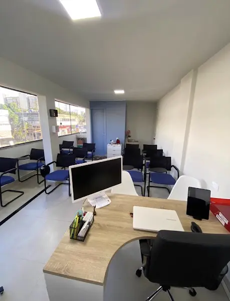 Tia Quequeia - Agência de babás e soluções residenciais - Anunciante do Grude.digital