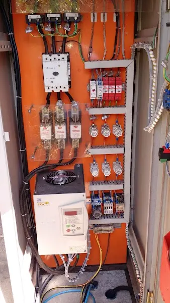 ESPAÇO AZZOLINI - Anunciante do Grude.digital