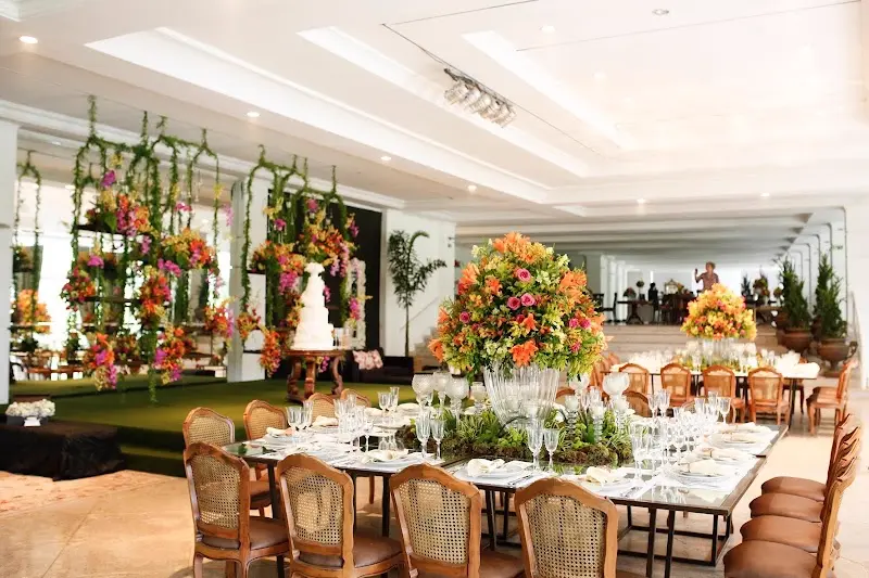 Hanna Buffet - Anunciante do Grude.digital